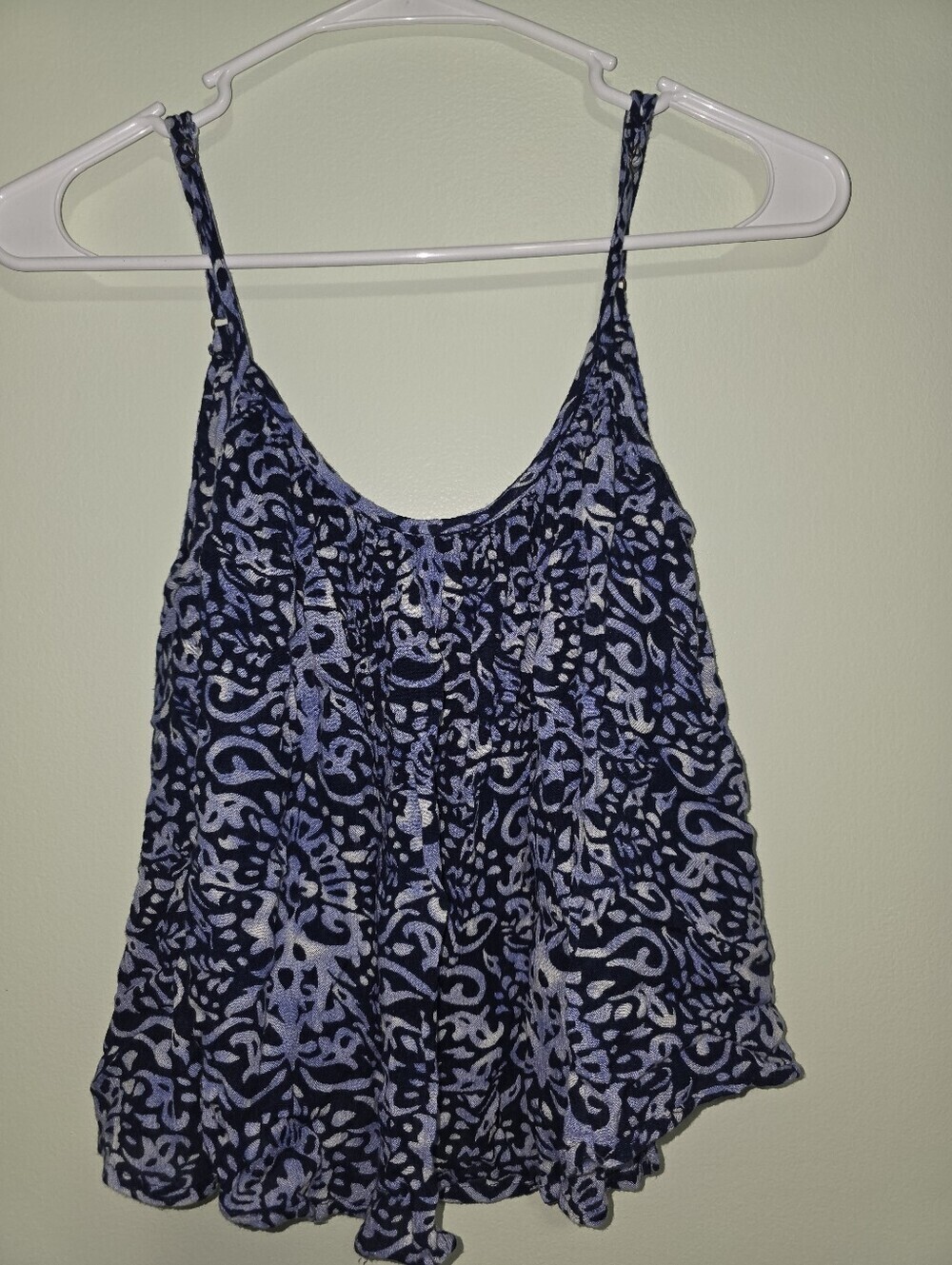 Forever 21 Navy and Light Blue Printed Spaghetti Strap Camisole